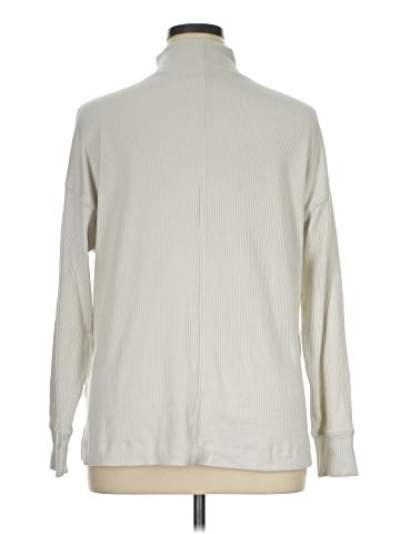 American Eagle Outfitters Long Sleeve Turtleneck (view 2)