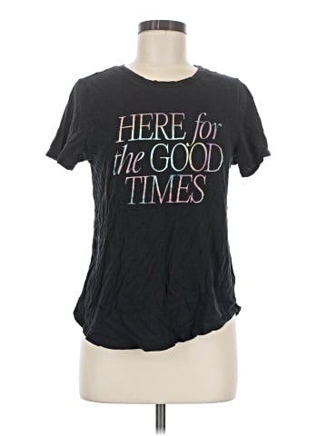 Old Navy Short Sleeve T-Shirt (view 1)