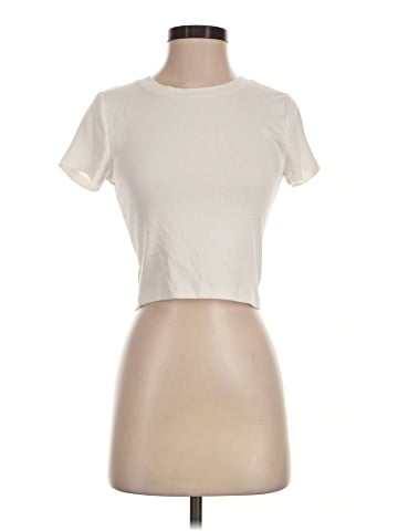 Gap Short Sleeve T-Shirt (view 1)