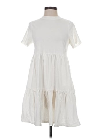 Old Navy Casual Dress (view 1)