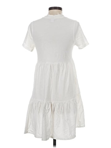 Old Navy Casual Dress (view 2)