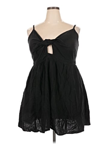 Old Navy Casual Dress (view 1)