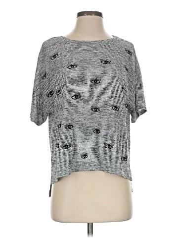 Akemi + Kin Short Sleeve T-Shirt (view 1)
