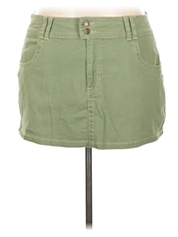 No Boundaries Casual Skirt (view 1)