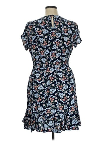Ann Taylor LOFT Casual Dress (view 2)