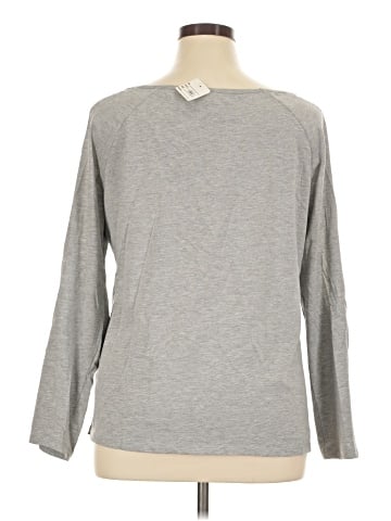 Capri 3/4 Sleeve T-Shirt (view 2)