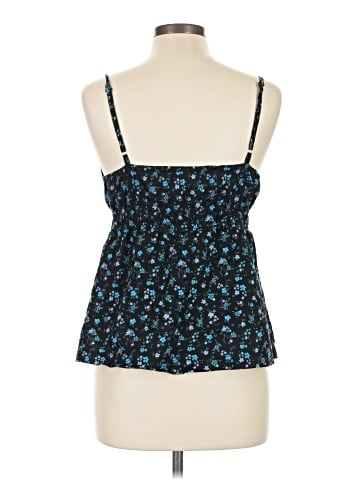 Decree Sleeveless Top (view 2)