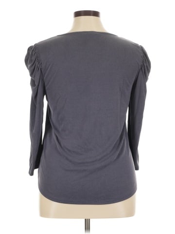 Green Envelope 3/4 Sleeve Top (view 2)