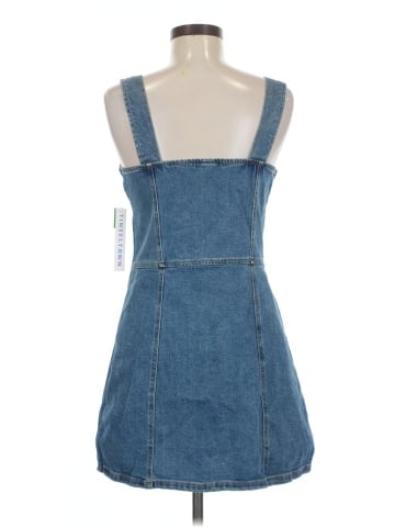 Tinseltown Casual Dress (view 2)
