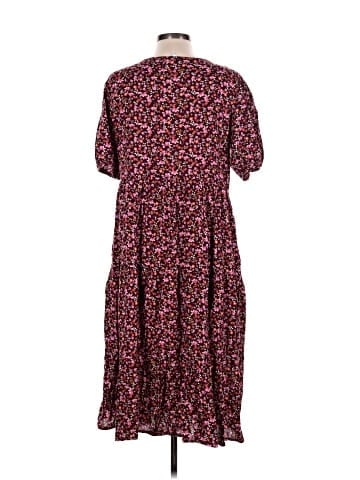 Old Navy Casual Dress (view 2)