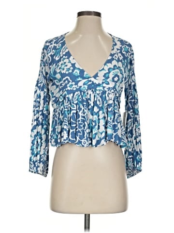O'Neill 3/4 Sleeve Blouse (view 1)