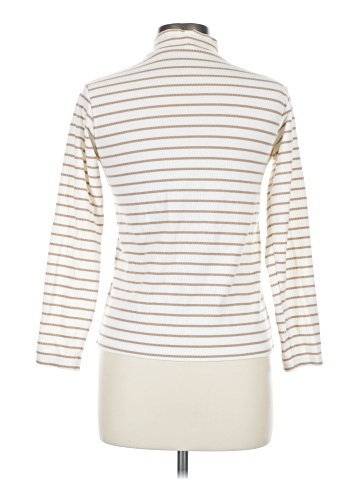 Uniqlo Turtleneck Sweater (view 2)