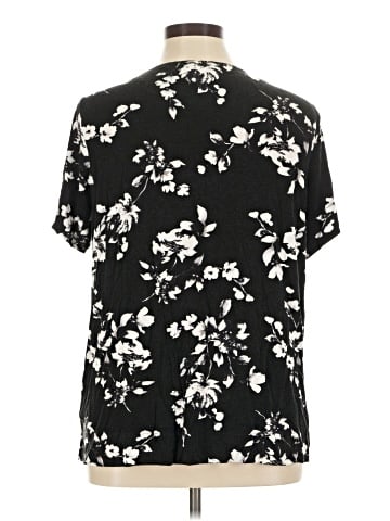 Grace Short Sleeve T-Shirt (view 2)