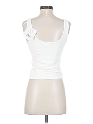 Beyond Yoga Tank Top (view 2)