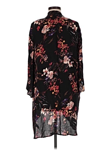 Pink Clover Kimono (view 2)