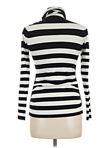 Cache Turtleneck Sweater (view 2)