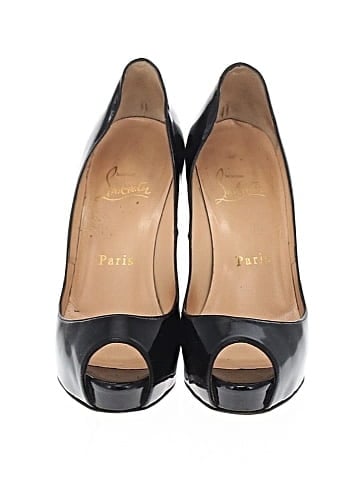 Christian Louboutin Patent Leather Very Prive Pumps 110mm (view 2)