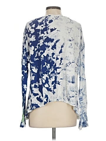 Akemi + Kin 3/4 Sleeve T-Shirt (view 2)