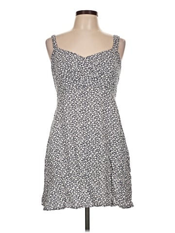 Old Navy Casual Dress (view 1)