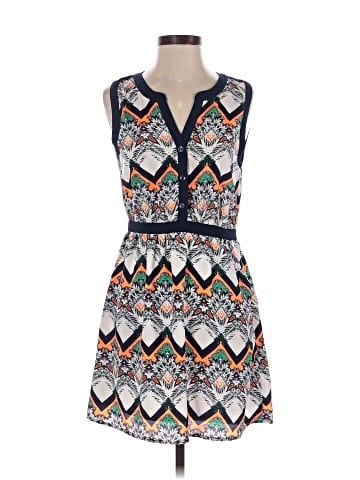 Esley Casual Dress (view 1)