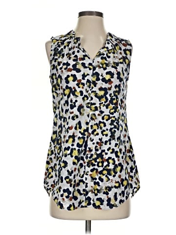 CAbi Sleeveless Button-Down Shirt (view 1)