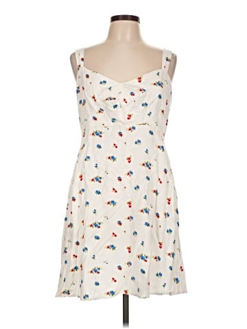 Old Navy Casual Dress (view 1)