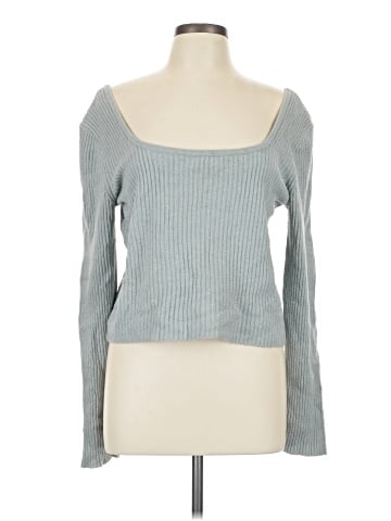 Old Navy Pullover Sweater (view 1)