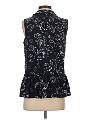 CAbi Sleeveless Button-Down Shirt (view 2)