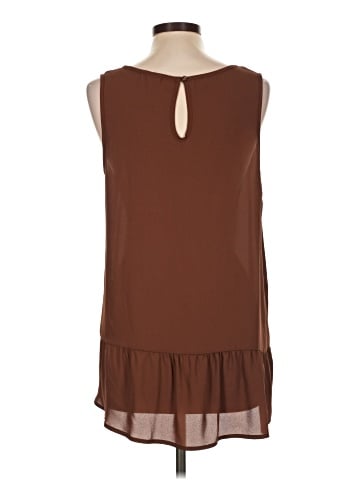 Pleione Sleeveless T-Shirt (view 2)