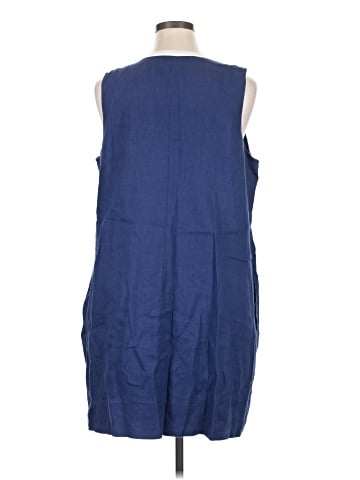 Tommy Bahama Casual Dress (view 2)