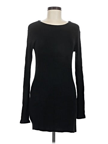 Brandy Melville Long Sleeve T-Shirt (view 1)