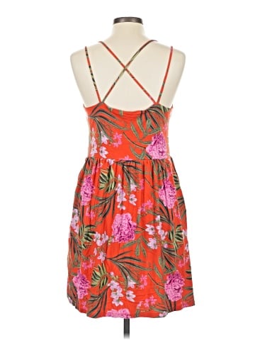 Old Navy Casual Dress (view 2)