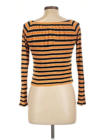Forever 21 Long Sleeve T-Shirt (view 2)