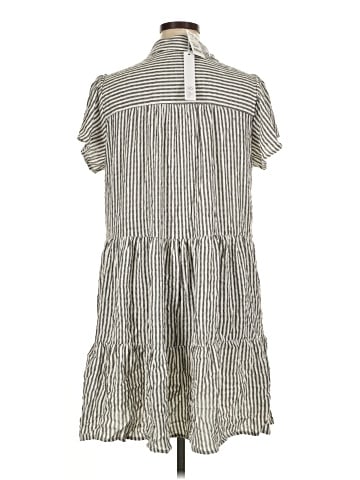 Jane and Delancey Casual Dress (view 2)