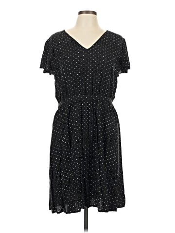 Old Navy Casual Dress (view 1)
