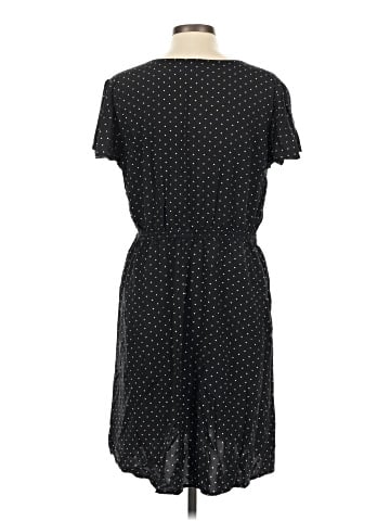 Old Navy Casual Dress (view 2)