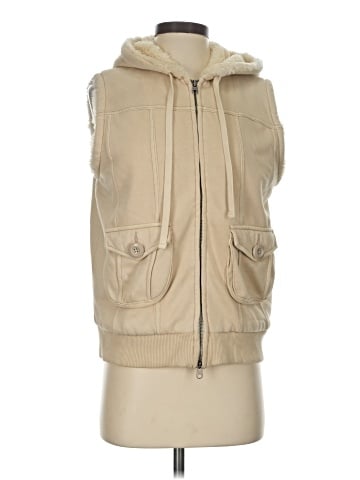 Gap Vest (view 1)