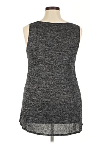 Bobbie Brooks Sleeveless T-Shirt (view 2)