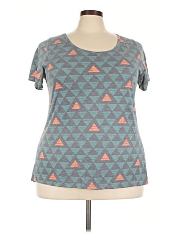 Lularoe Short Sleeve T-Shirt (view 1)