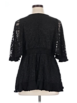 Torrid Short Sleeve Top (view 2)