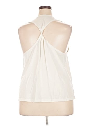 Nike Sleeveless Top (view 2)