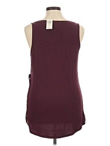 Hot Topic Tank Top (view 2)