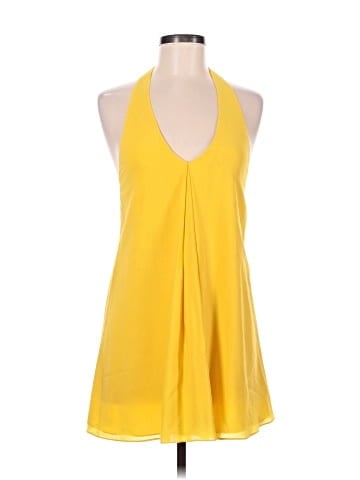 Alice + Olivia Casual Dress (view 1)