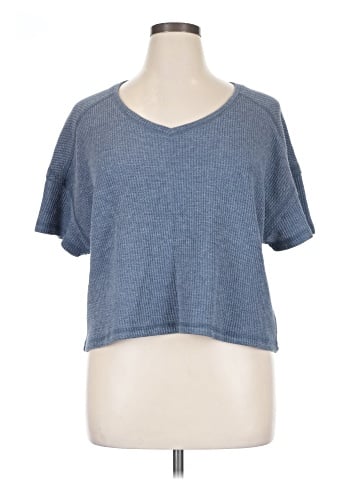 Olive and Oak Short Sleeve Top (view 1)