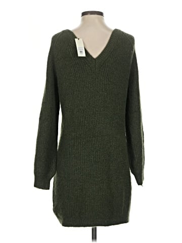 Francesca's Pullover Sweater (view 2)