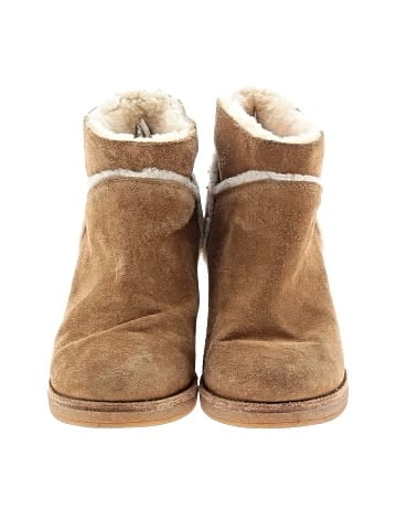 Ugg Ankle Boots (view 2)
