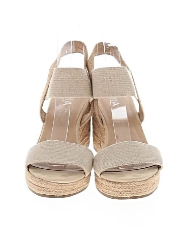 Mia Wedges (view 2)