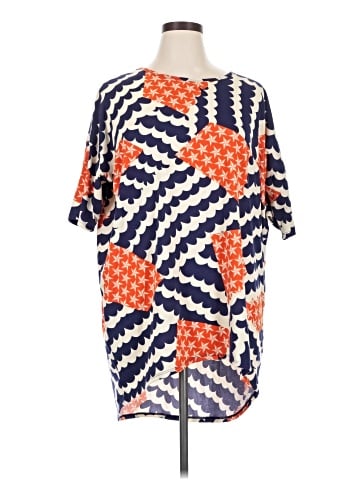 Lularoe Short Sleeve T-Shirt (view 1)