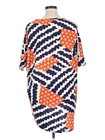 Lularoe Short Sleeve T-Shirt (view 2)