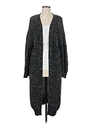 Agnes & Dora Cardigan (view 1)